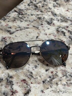 Maui Jim Men's Aviator Sunglasses in Gunmetal Frame with Blue Lenses